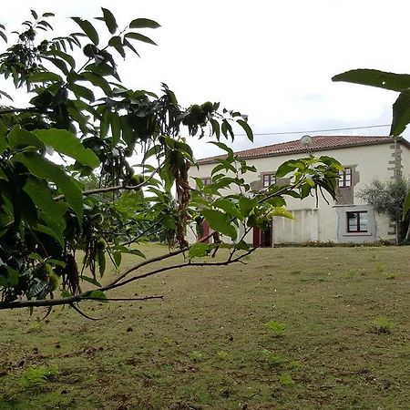 Oca de Abaixo A Pena De Augasantasゲストハウス エクステリア 写真