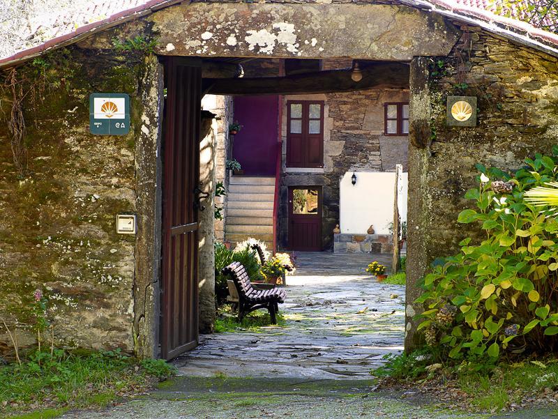 Oca de Abaixo A Pena De Augasantasゲストハウス エクステリア 写真